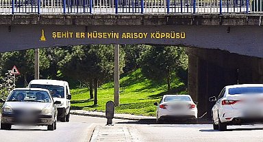 İzmir Büyükşehir Belediyesi'nden İzmirli şehitlerin anısına saygı