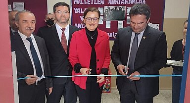 İzmir Cengiz Aytmatov Sosyal Bilimler Lisesinde