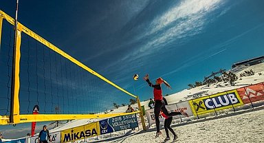 Kadın Milli Takımı, Kar Voleybolu Avrupa Turu Wagrain Etabı’nda şampiyon