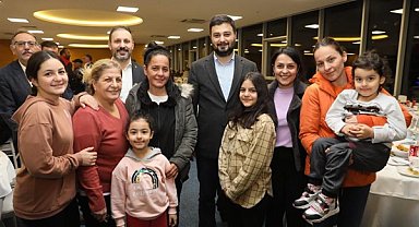 Kağıthane Belediyesi, iftar programında depremzedeleri ağırladı