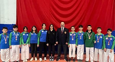 Karate takımı 7 madalya kazandı