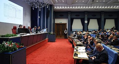 Kayseri Büyükşehir depremzedelerin yüreklerine 'su' serpti