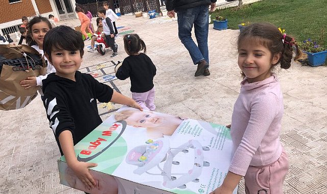 Kendileri küçük yürekleri büyük