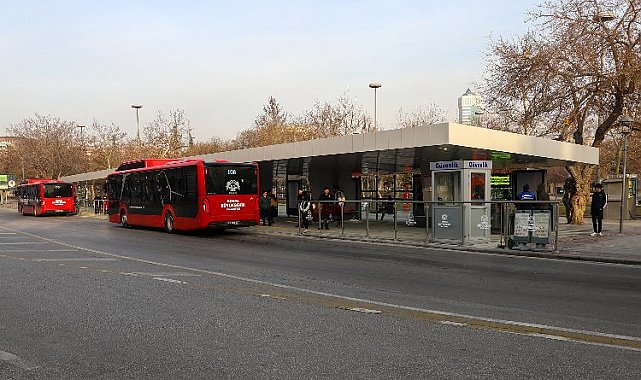 Konya'da otobüs durakları yenileniyor
