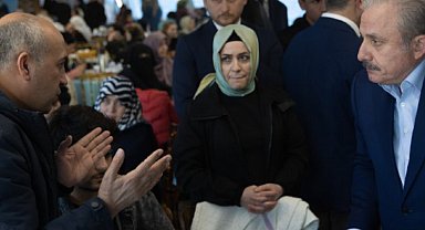 Meclis Başkanı Şentop, depremzedelerle İstanbul'da buluştu