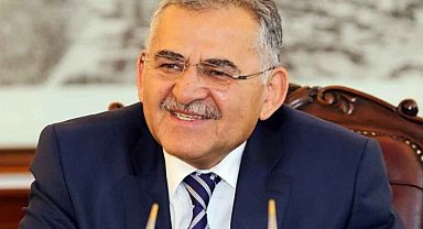 Memduh Büyükkılıç'tan 'e-devlet' vurgusu
