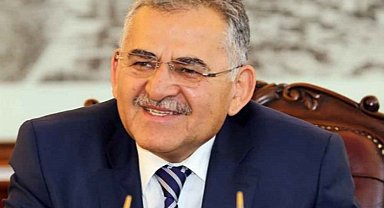 Memduh Büyükkılıç'tan İstiklal Marşı mesajı