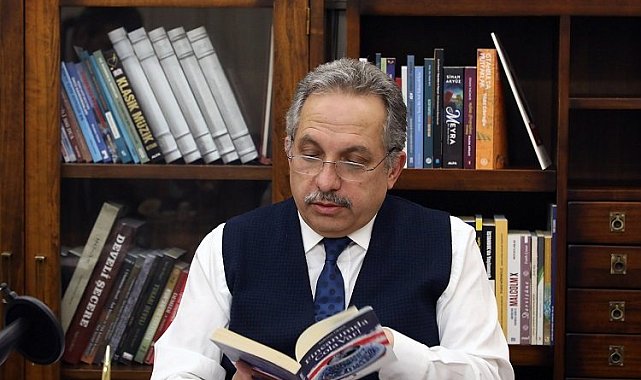 Mustafa Yalçın'ndan 'kütüphane' mesajı