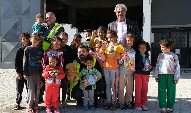 Oyuncaklar depremzede çocukların ilacı