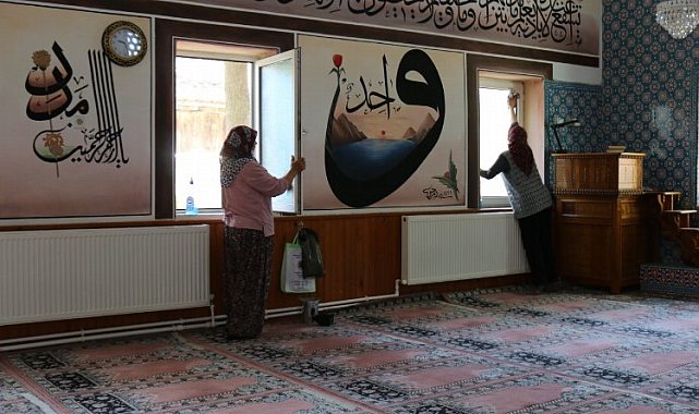Pazaryeri'nin camileri ilk teravihe hazır