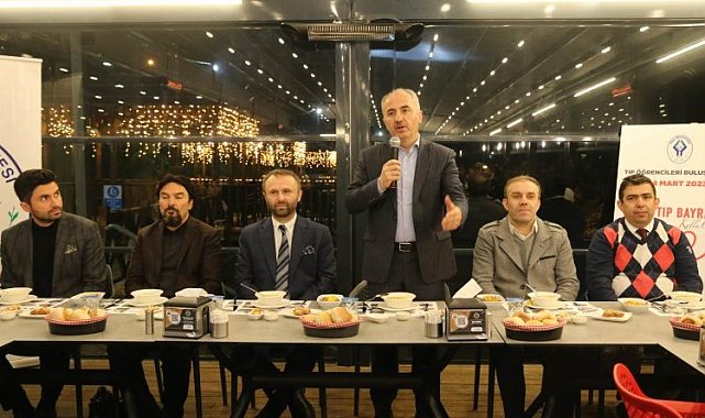 Rize'de Başkan Metin geleceğin 'Tıp'çılarıyla buluştu
