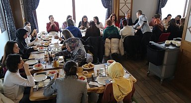 Rize'de Başkan Metin hekimlerle buluştu