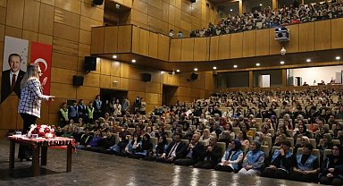 Rize'de 'Sabırlı Aileler, Mutlu Çocuklar' anlatıldı