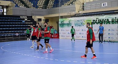 Sakarya Hentbol'de Türkiye Kupası hazırlıklarını tamamladı