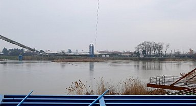 Sakarya Nehri'nde 'zipline' heyecanı