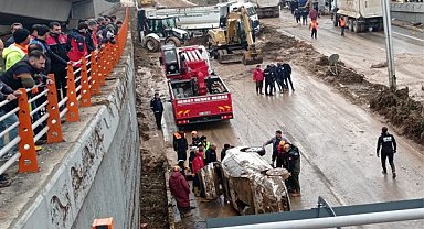 Şanlıurfa'da arama kurtarma çalışmaları devam ediyor