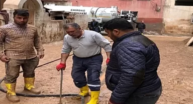 Sel Felaketinin Etkili Olduğu Şanlıurfa'ya Emirdağ Belediyesi Araç ve Ekip Gönderdi