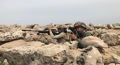 Şırnak'taki operasyonda ele geçirilen yaşam malzemelerine imha
