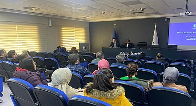 SUBÜ'den MYO akademisyenlerine eğitim