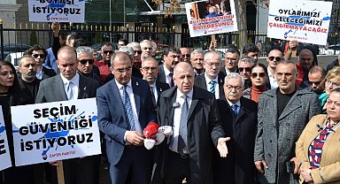 Ümit Özdağ'ın 'mavi boya' ısrarı!