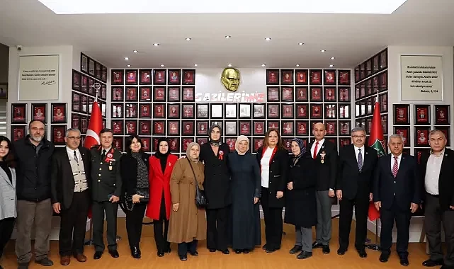 Vali Yiğitbaşı Şehit Aileleri Ve Gazilerle Bir Araya Geldi