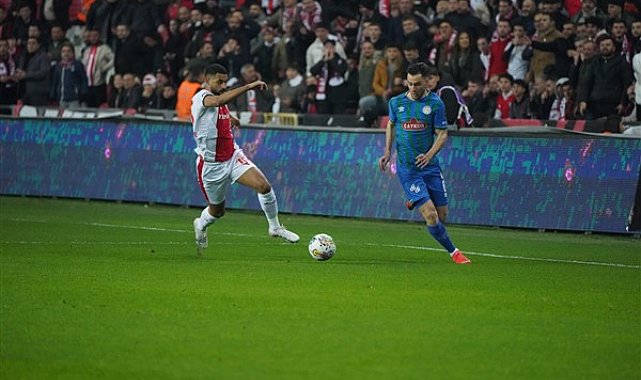 Yılport Samsunspor, Çaykur Rizespor'u 2-0 yendi