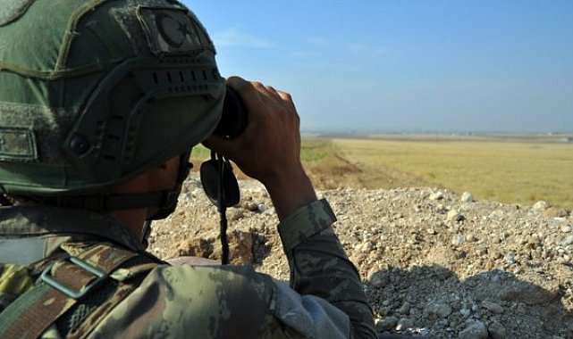 Yunanistan'a yasa dışı yollarla geçmeye çalışan 3 kişi yakalandı