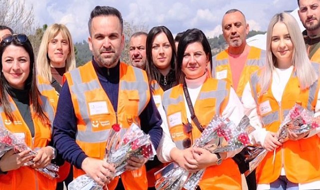 1 Tebessüm 1 Hayat Derneği, gönüllü üyelik için çağrıda bulundu