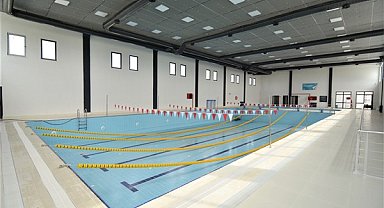 Afyonkarahisar'da yarı olimpik yüzme havuzu açılıyor