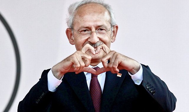 Başkan Erkiş'ten CHP'ye hediye marş
