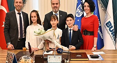 Bursa Büyükşehir Belediye Başkanlığı makamına 3 yeni başkan oturdu