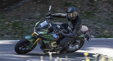 Centilmenlerin motosikleti İtalyan Moto Guzzi Motobike İstanbul’da
