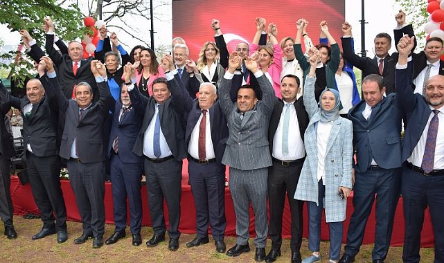 CHP Bursa'da bayramlaşma coşkusu