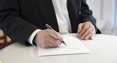 Emlak Konut'tan deprem konutları sözleşmeleri