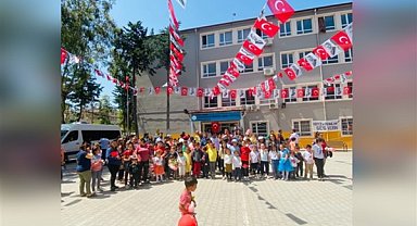 Erzin Ortaokulu’ndan depremzede öğrencilere moral etkinliği
