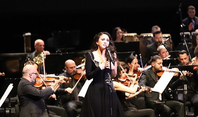 Eskişehir Senfoni Orkestrası ‘Karsu’yla bir konser verdi
