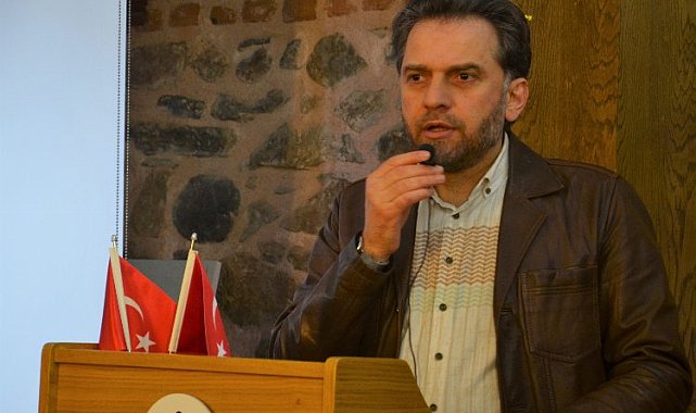 İMH afet bölgesinde 17 noktada yemek dağıtıyor