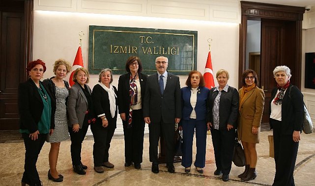 İzmir Kadın Kuruluşları'ndan Vali Köşger'e ziyaret