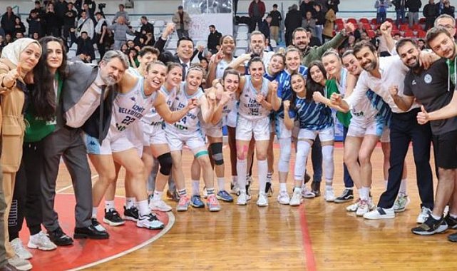 İzmitli Periler Play-Off'a zaferle başladı