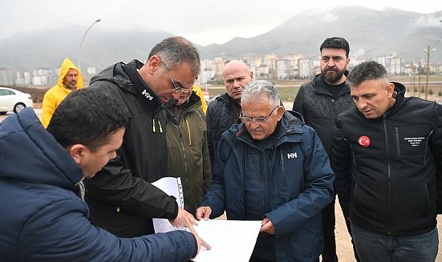 Kayseri canla başla deprem yaralarını sarıyor