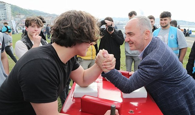 Rizelilerden 'Çaydalı' ile sucuklu mangal sefası