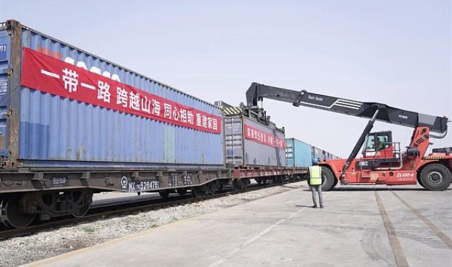 Türkiye'ye yardım malzemesi ulaştıracak tren Çin sınırlarından ayrıldı