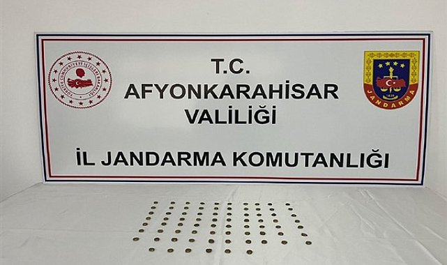 Afyonkarahisar 76 adet Elmalı sikkesi ele geçirildi