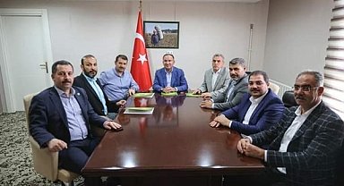 Bakan Bozdağ başkanlığında Şanlıurfaspor'un Play-Off mücadelesi için toplantı