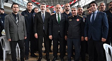 Başkan Aktaş, afet bölgesinde çalışan personelle buluştu