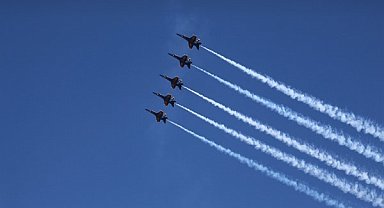 Bayraktar’dan İstanbul’un Fethi paylaşımı