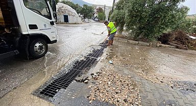 Bodrum Belediye ekipleri, sağanak yağmurlar dolayısıyla teyakkuzda bekledi