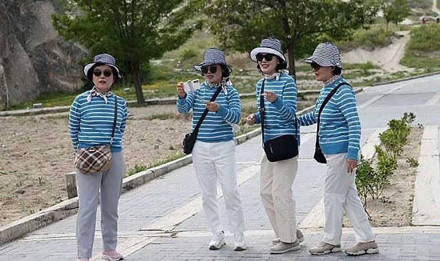 Çinli turistler 3 yıl aradan sonra yeniden Kapadokya’da