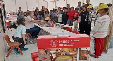 Ebru ve ahşap geleneğinin ustaları Malatya’da depremzede çocuklarla buluştu