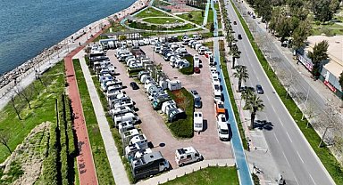 İzmir'de otoparklardaki karavan sorunu çözülüyor